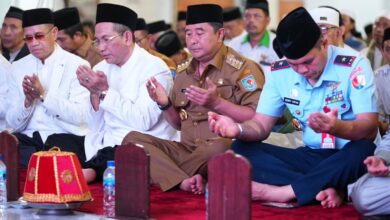 Ketua MUI dan Wakil Ketua PBNU Pusat Kompak Pimpin Sulsel Bersholawat