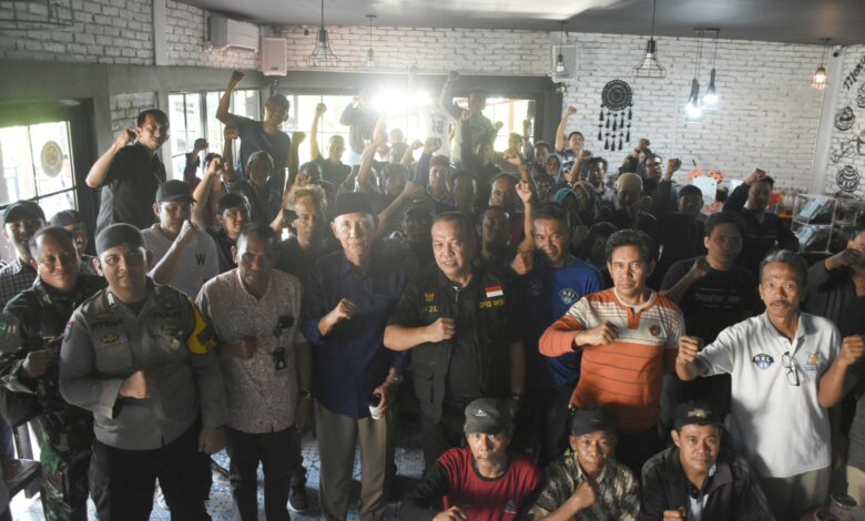 Kunjungi Dapil, Hasanuddin Leo Pastikan Perbaikan Infrastruktur Jalan di Bontoduri Rampung