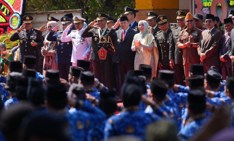 Hadiri Upacara Peringatan HUT Ke-78 TNI, Pj Gubernur Sulsel Akui TNI Hebat dan Kuat
