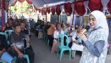 Anggota DPRD Makassar Budi Hastuti Terima Keluhan Warga Soal Krisis Air Bersih dan Lampu Jalan