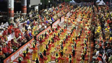 Karnaval Budaya Peringatan HUT Kota Makassar ke-416 Memukau dengan Konsep Internasional