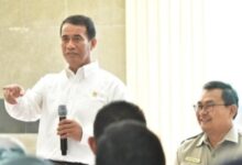 Mentan Amran Sulaiman Digelari Bapak Modernisasi Pertanian