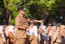 Pj Gubernur Bahtiar Apresiasi Kerja Keras Para Pegawai, Saat Pimpin Apel Lingkup Pemprov