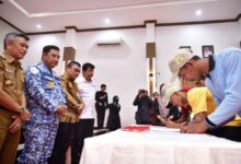 Launching Perdana KUR Budidaya Pisang Cavendish, Bank Sulselbar Salurkan Rp1,15 Miliar ke Petani Bone