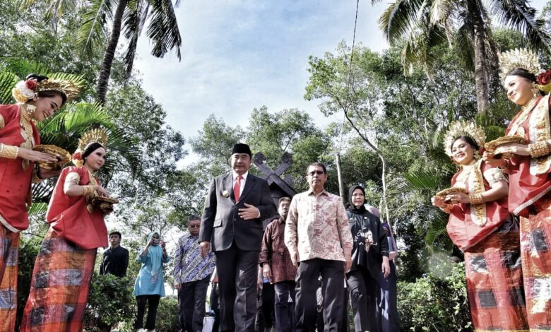 Revitalisasi Benteng Somba Opu, Pj Gubernur Sulsel Ajak Wali Kota dan Bupati Jadikan Ruang Interaksi Budaya