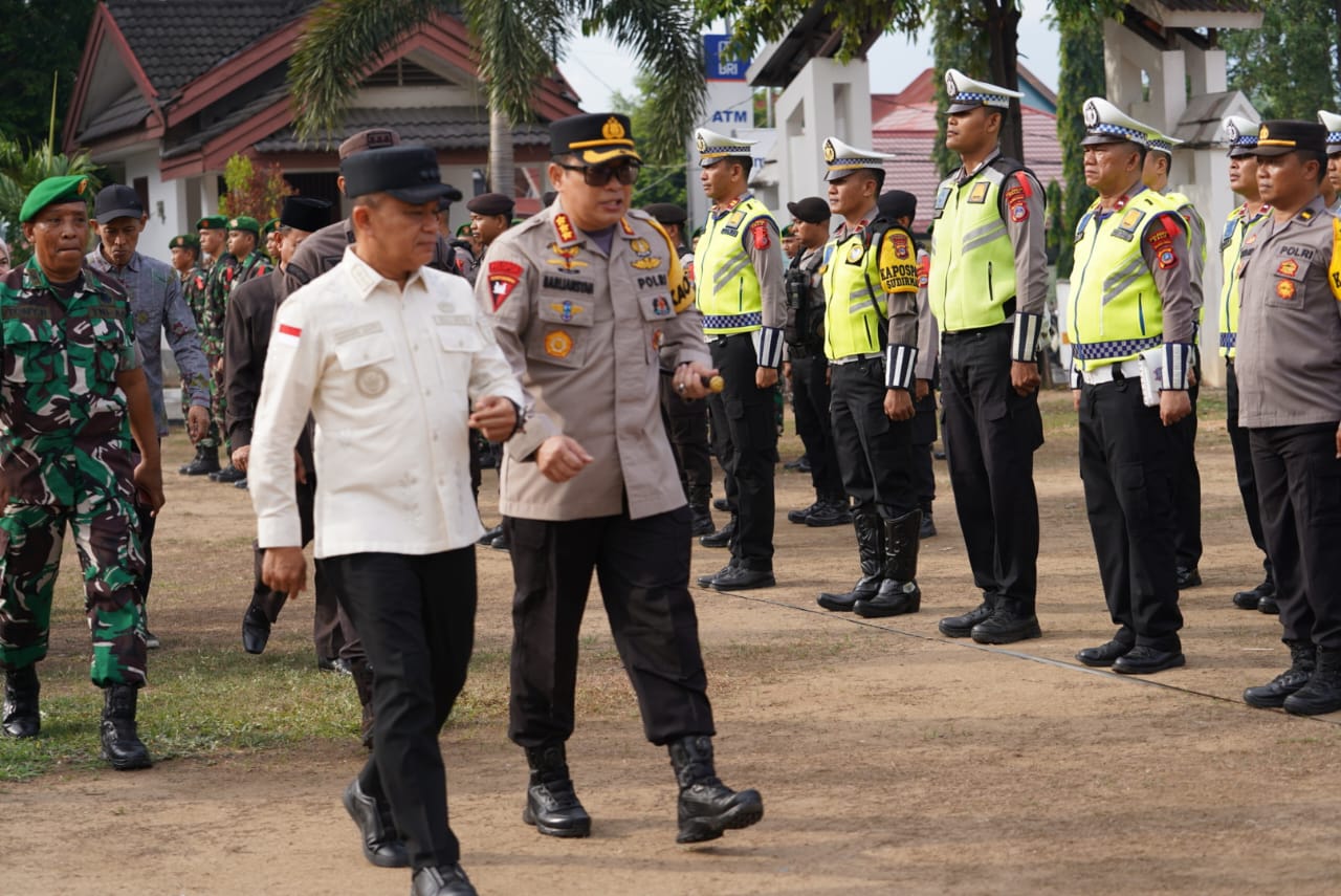 Wali Kota Hadianto Rasyid Pimpin Apel Gelar Pasukan Operasi Lilin 2023 Kota Palu