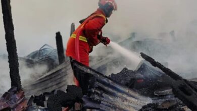 Damkar Makassar Tangani 390 Kali Kebakaran Selama 2023