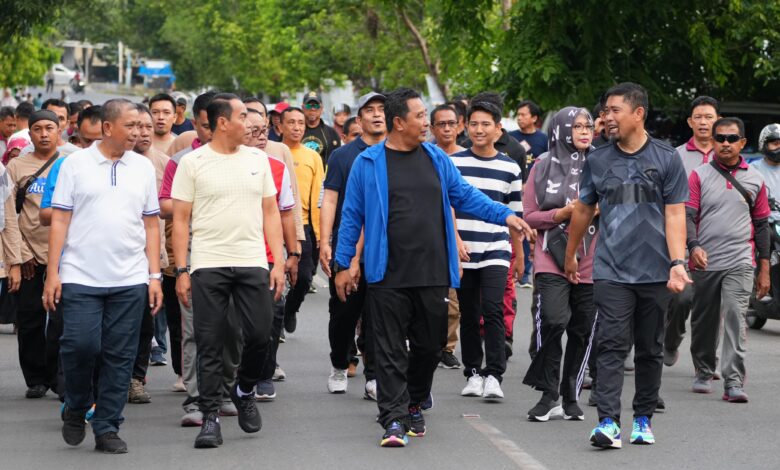 Kompak, Pj Gubernur, Kapolda Sulsel dan Bupati Wajo Olahraga Pagi di Kota Sengkang