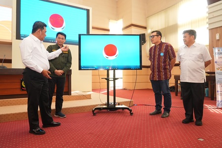 Pj Gubernur Sulsel Gagas SMK Unggulan Terbuka Pertama di Indonesia