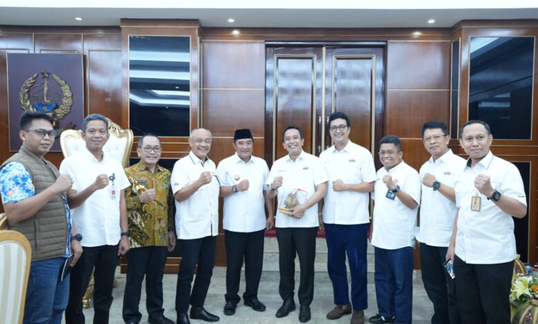 Pj Gubernur Bahtiar Harap PT Semen Tonasa Berkontribusi Bagi Masyarakat dan Lingkungan