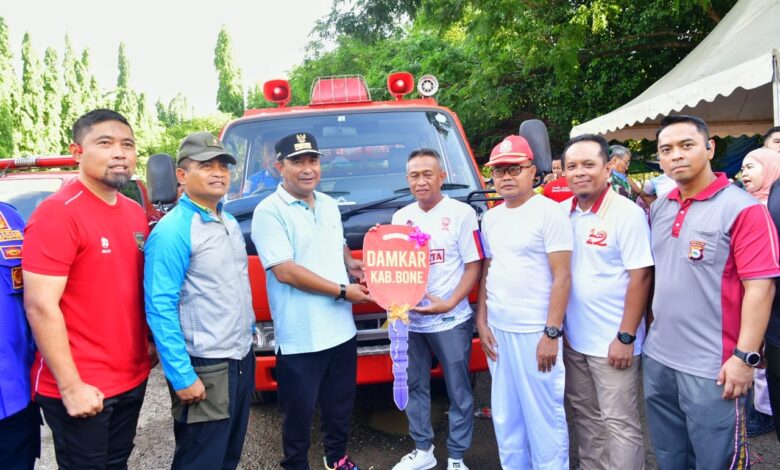 Pemkab Bone Kebagian Satu Unit Damkar dari Pemprov Sulsel
