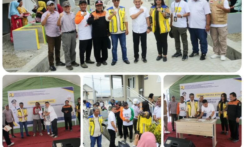 Wali Kota Hadianto Rasyid Serahkan Kunci Rumah Huntap Kepada Warga Korban Bencana Gempa Tsunami