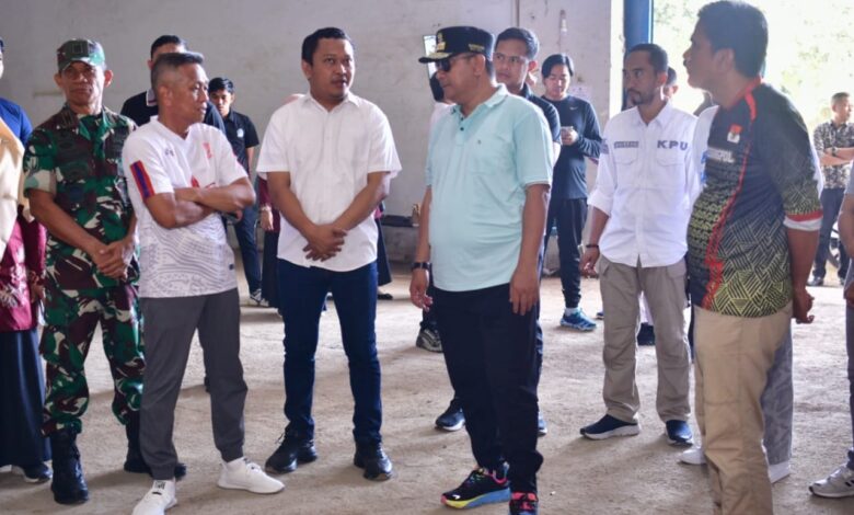 Pj Gubernur Bahtiar Baharuddin Pantau Persiapan Pemilu 2024 di Bone