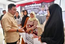 Diberi Bantuan Peralatan, Pelaku UMKM di Lutim: Terima Kasih Pak Gubernur