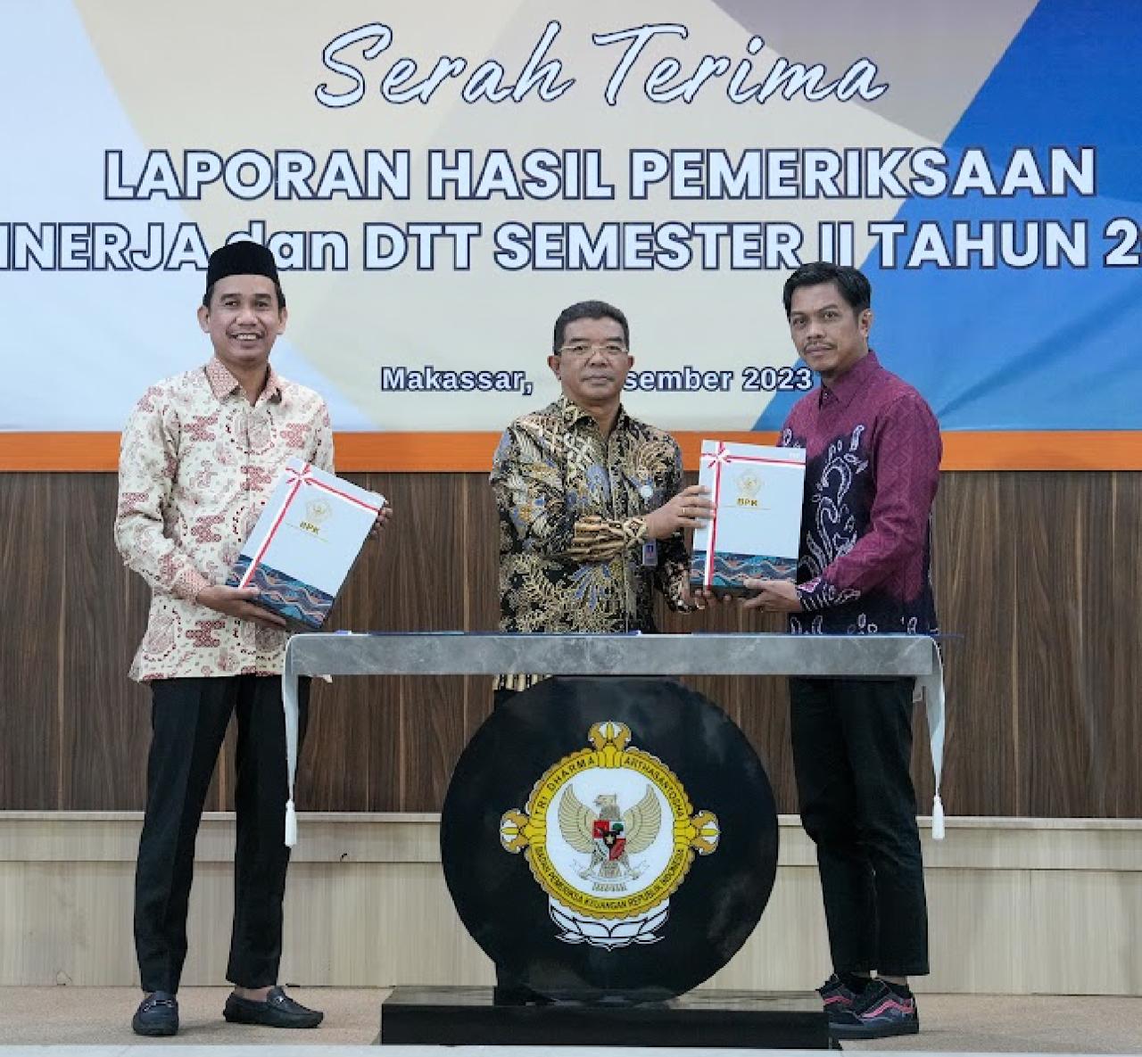 PJ Sekda Makassar Terima LHPK dari BPK RI Sulsel Untuk Semester II Tahun 2023