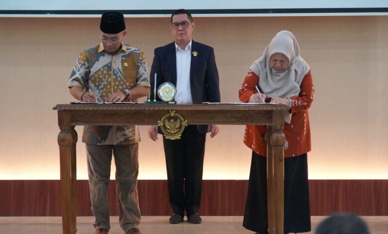Wawali Reny Hadiri Penyerahan LHP BPK Sulteng Semester II 2023