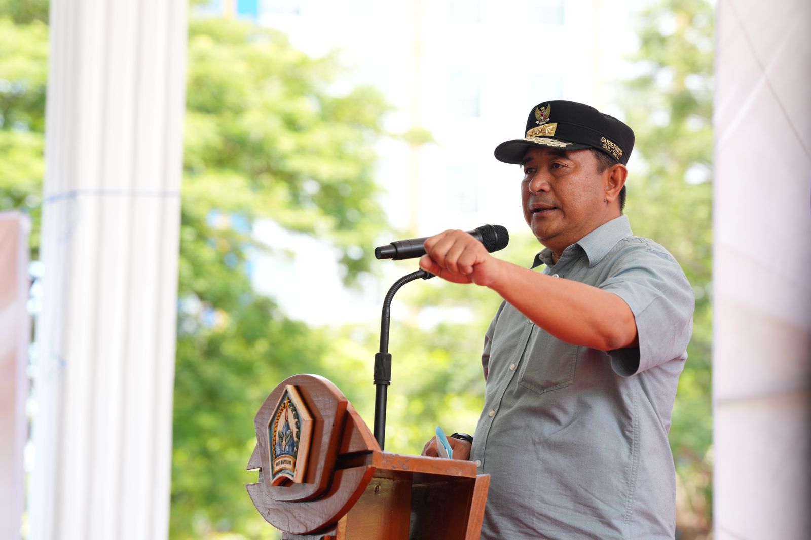 Setelah Jeneponto, Pj Gubernur Bahtiar Salurkan Bantuan Pangan Pemerintah Pusat Kepada Warga Miskin di Bantaeng