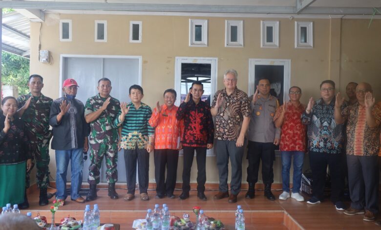 Wakili Wali Kota, Kalak BPBD Hadiri Peletakan Batu Pertama GAA Jemaat Palu