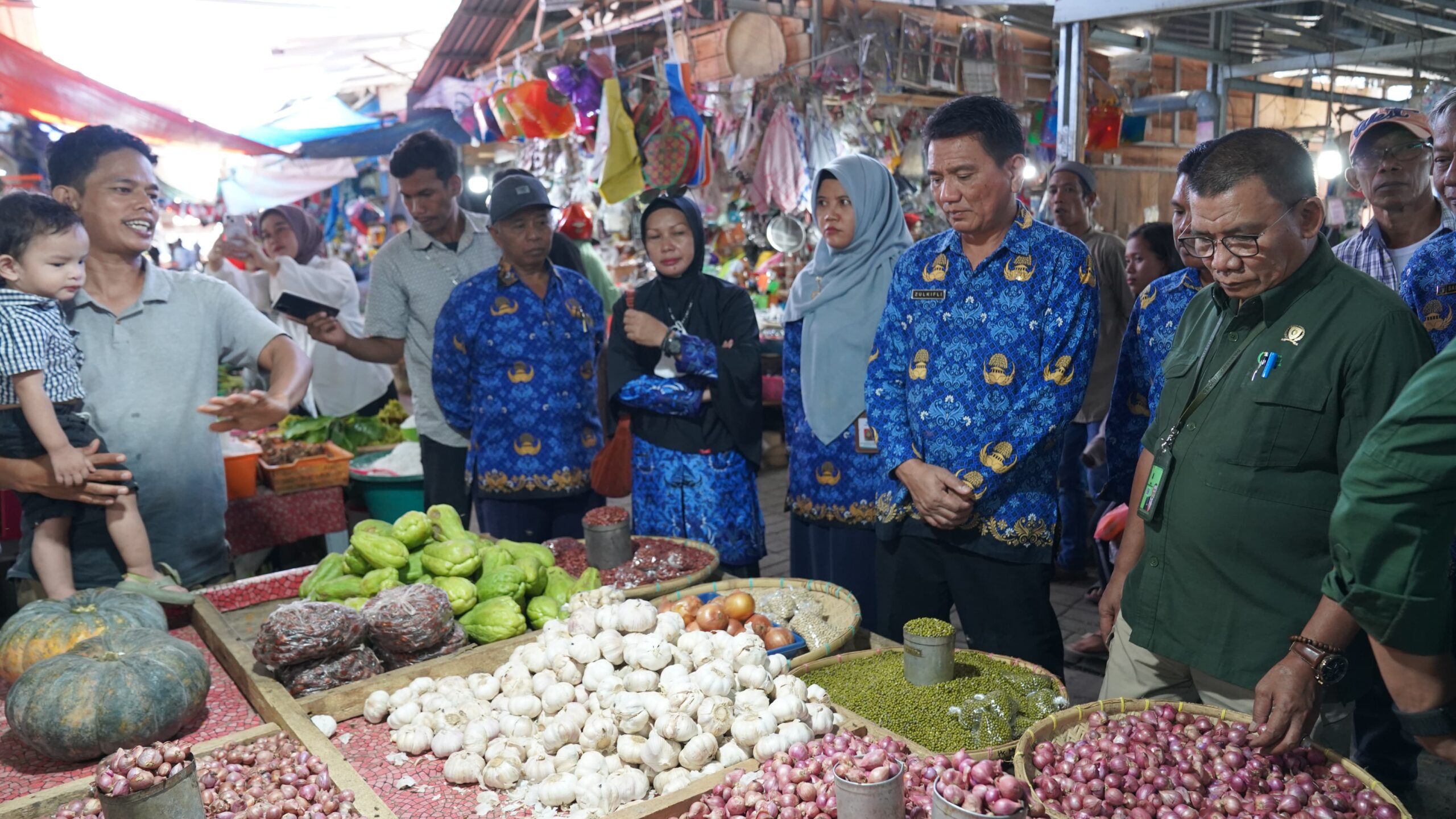 Wakili Wali Kota, Kadis Perdagangan Kota Palu Launching PAS AMAN di Pasar Masomba Palu