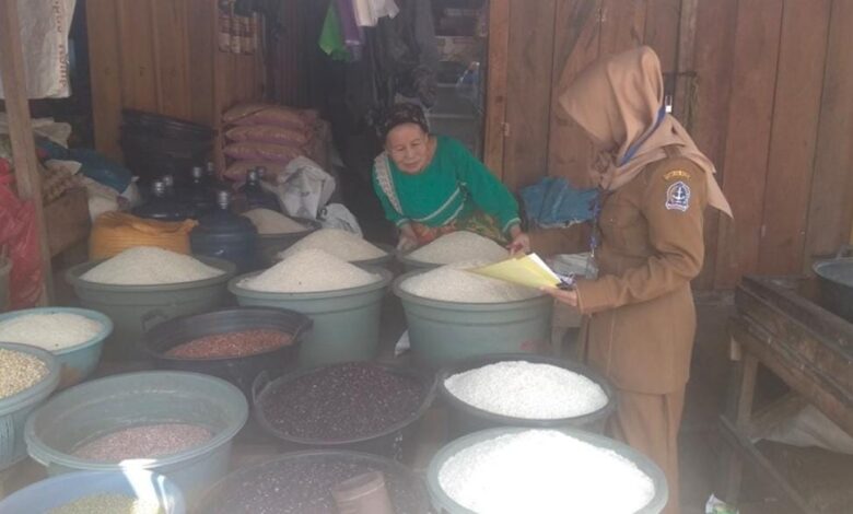Harga Beras Premium di Bone Tembus Rp15 Ribu Per Kilo