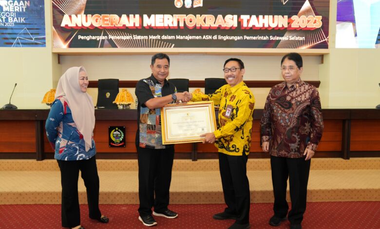 Pemprov Sulsel Dianugerahi Penghargaan Meritokrasi Kategori Sangat Baik