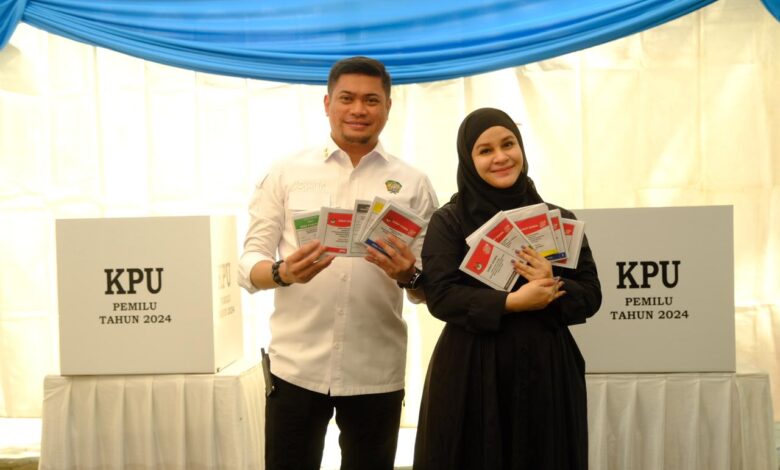 Bupati Gowa Gunakan Hak Pilihnya di TPS Dekat Rujab, Wabup di Kampung Halaman