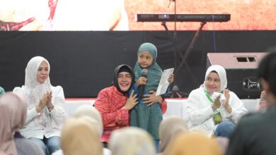 Indira Yusuf Ismail Rayakan Ultah ke-56 Sederhana di Rumah bersama Keluarga dan Kerabat