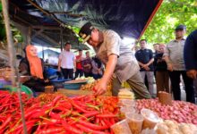 Hari Pertama Ramadan, Pj Sekda Gowa Dampingi Pj Gubernur Sulsel Pantau Pasar: Ada Kenaikan Harga Bahan Pokok Meski Ketersediaan Stok Cukup