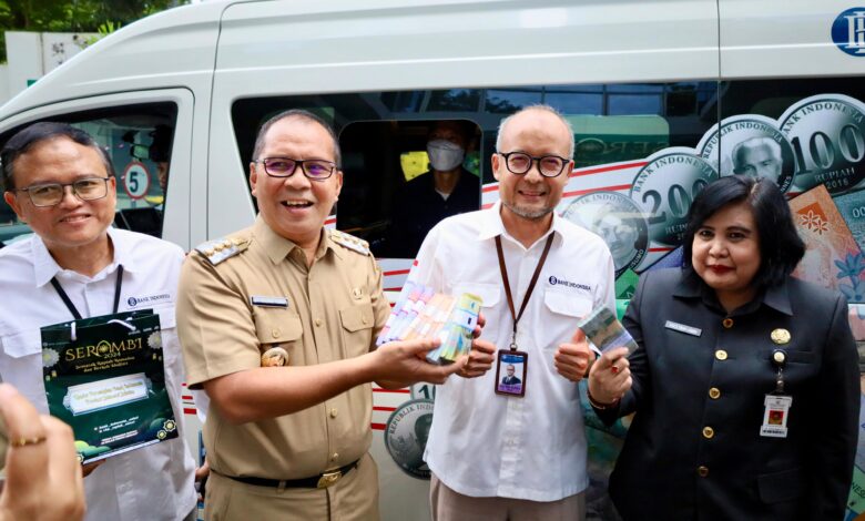 BI Sebar Rp5,5 Triliun Penukaran Uang Baru Ramadan 1445 Hijriah, Danny Pomanto: Wujud Pemerataan Ekonomi