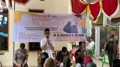 Anggota DPRD Makassar Muchlis Misbah Terima Aspirasi Masyarakat Soal Bansos
