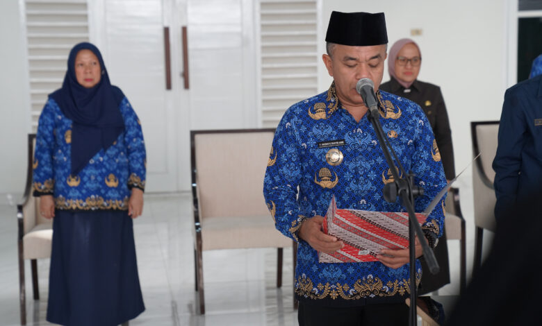Hadianto Rasyid Lantik 165 Pejabat Baru Lingkup Pemkot Palu