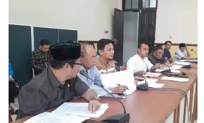 Bahas Ranperda Pemekaran Kelurahan Vatutela, Pansus II DPRD Palu Libatkan Tokoh Adat dan Tokoh Masyarakat