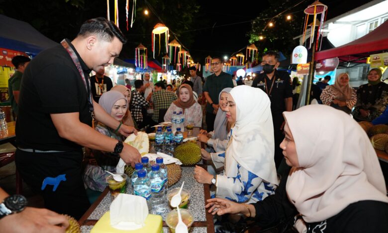 Kunjungi Pasar Ramadan Mulo, Sofha Marwah Bantu Promosikan Produk UMKM