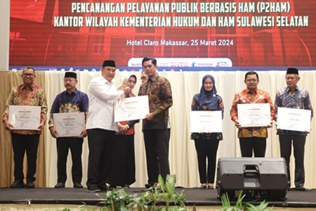 Penuhi Kriteria Pelayanan Publik HAM, Makassar Sabet Penghargaan Kota Peduli HAM 2023