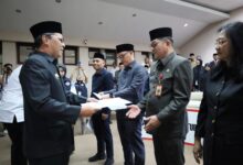 Wali Kota Danny Lantik Empat Pejabat Disdukcapil Makassar