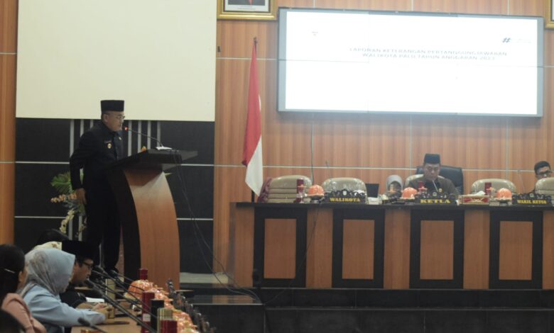 Hadianto Rasyid Laporkan Realisasi APBD Kota Palu 2023 di Rapat Paripurna DPRD