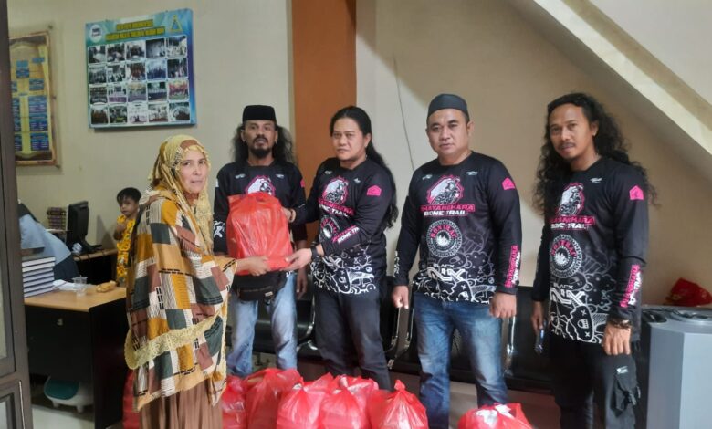 Bhayangkara Bone Trail Berbagi Para Kaum Duafa Dan Panti Asuhan