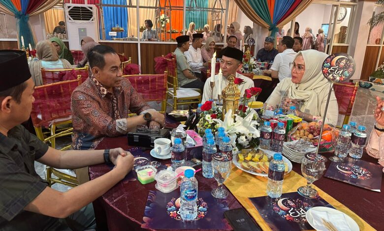 Didampingi Pengurus, Ketua SMSI Sulsel 'Aci' Hadiri Open House Kapolda