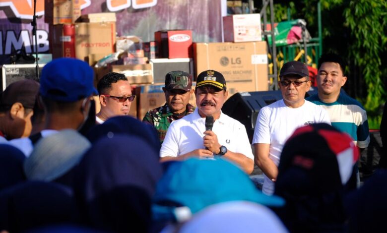 Wabup Gowa Lepas Ratusan Peserta Jalan Santai IKA SMP Muhammadiyah