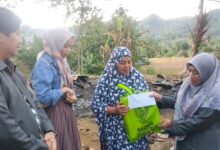 Korban Kebakaran di Desa Cinennung dapat Bantuan dari Baznas Bone