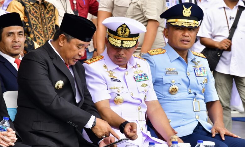 Pj Gubernur Sulsel Hadiri Serah Terima Jabatan Komandan Lantamal VI Makassar