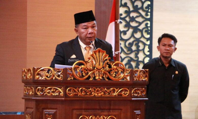 Bupati Andi Utta Serahkan LKPJ Tahun 2023