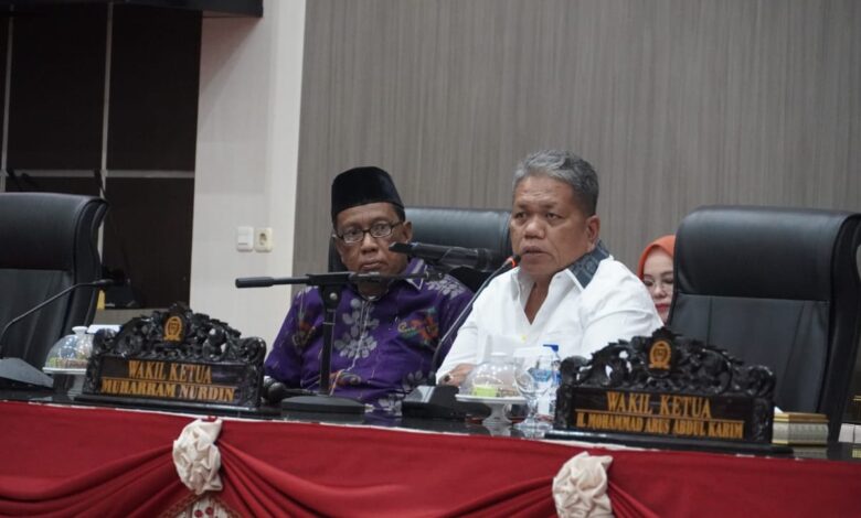 Sidang Paripurna DPRD Sulteng Bahas Empat Raperda