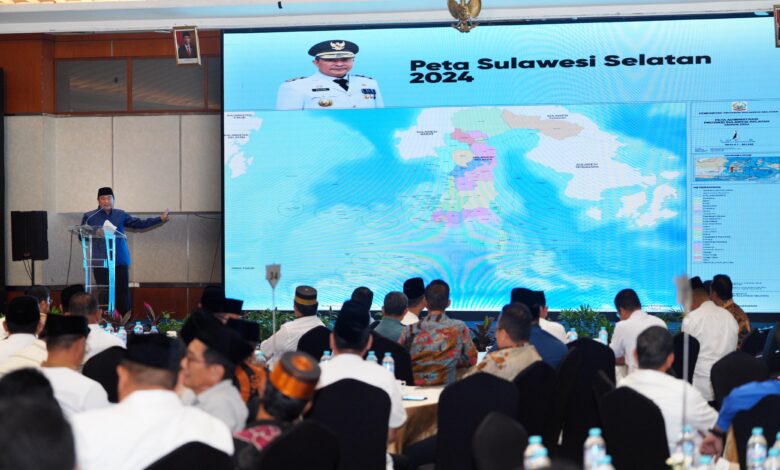 Pj Gubernur Bahtiar Ajak Masyarakat Sulsel di Jakarta Pulkam Membangun Daerah