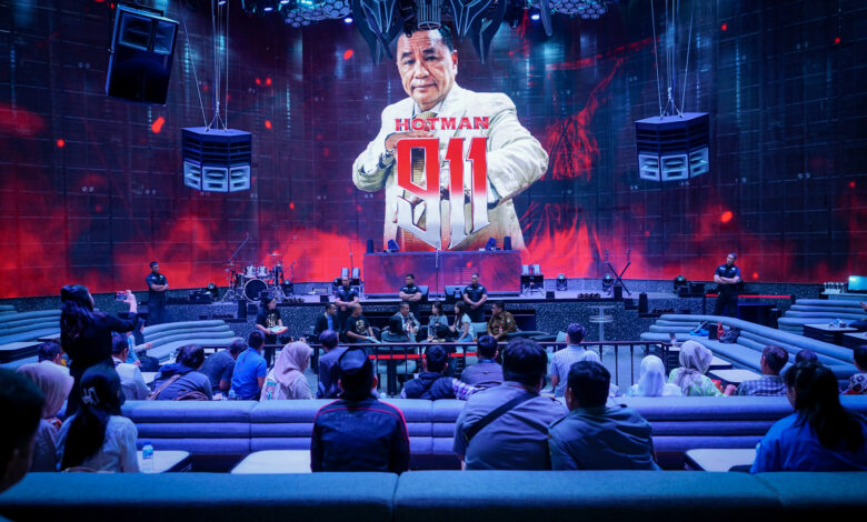 Melalui Hotman 911, Hotman Paris Beri Layanan Bantuan Hukum Gratis Kepada Warga Makassar