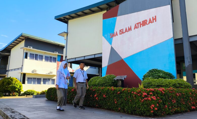 Membangun Masa Depan Unggul, SMA Islam Athirah Bone