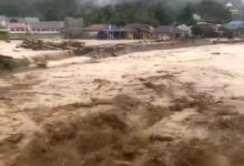 Banjir dan Longsor Terjang 5 Kabupaten di Sulsel, Pj Gubernur Bahtiar Sampaikan Duka Mendalam