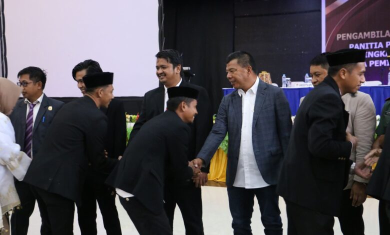 Hadiri Pelantikan Anggota PPK Bulukumba, Bupati Andi Utta: Bekerja Profesional, Jaga Integritas!