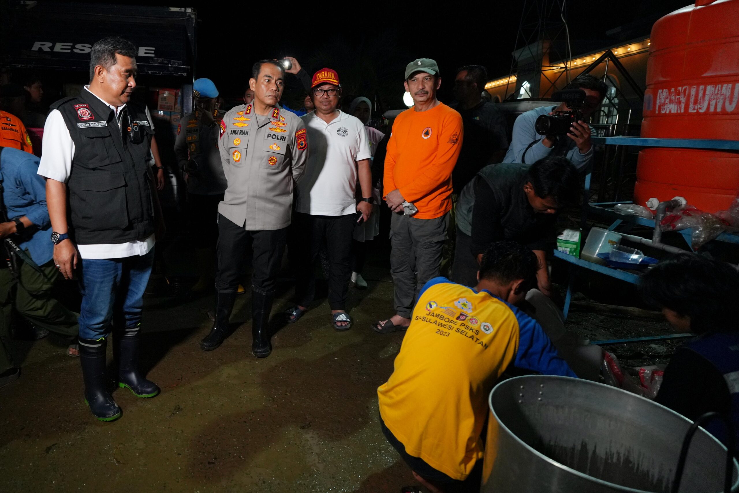 12 Ribu Warga Terdampak Banjir di Wajo, Water Treatment Dihadirkan untuk Penuhi Kebutuhan Air Bersih