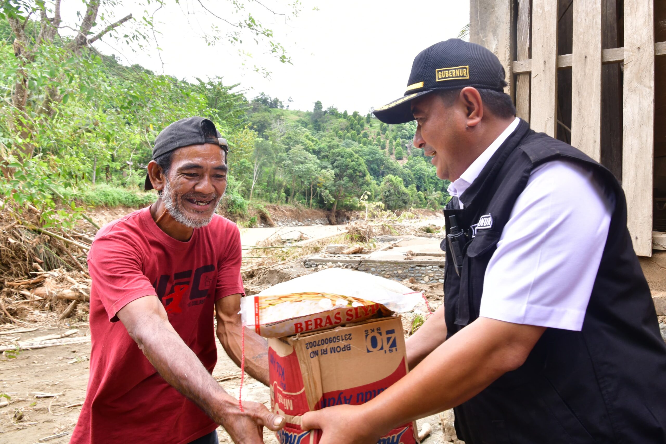 Penyaluran Bantuan Beras untuk Korban Terdampak Bencana di Sulsel Capai 150 Ton